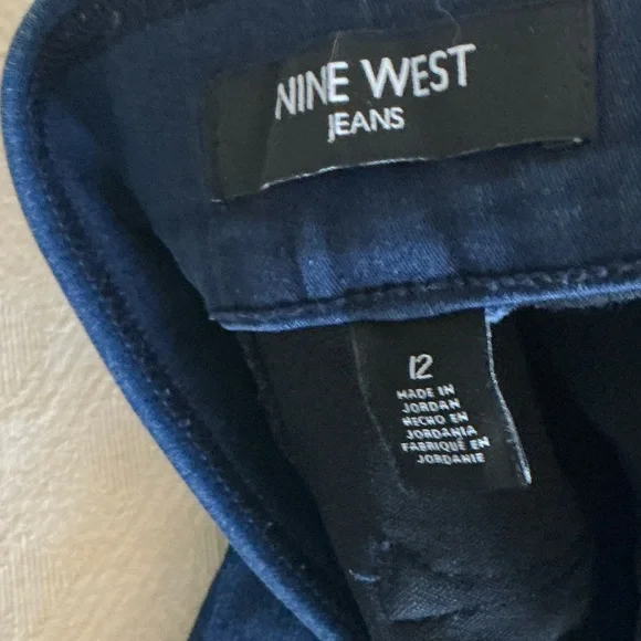 Nine West Dark Blue Jean Shorts - Picture 3 of 4